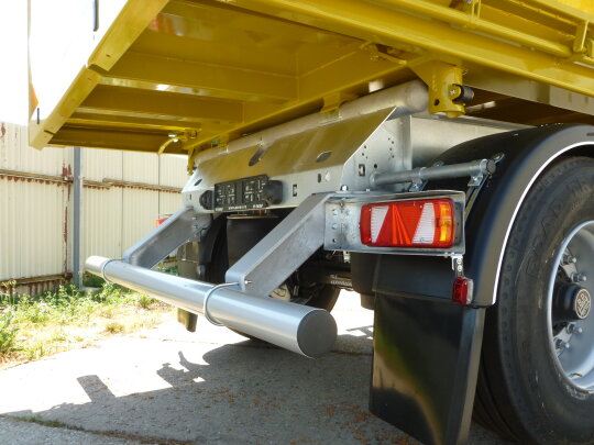 Przyczepy wywrotki z&nbsp;obrotnicą